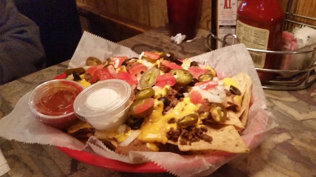 Fat Heads Family Restaurant | restaurant | 218 Washington St, Republic, OH 44867, USA | 4195854263 OR +1 419-585-4263