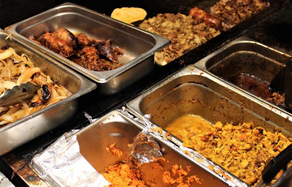 Halldale & Vernon Tacos | restaurant | 4398-4366 Halldale Ave, Los Angeles, CA 90062, USA | 3237427832 OR +1 323-742-7832