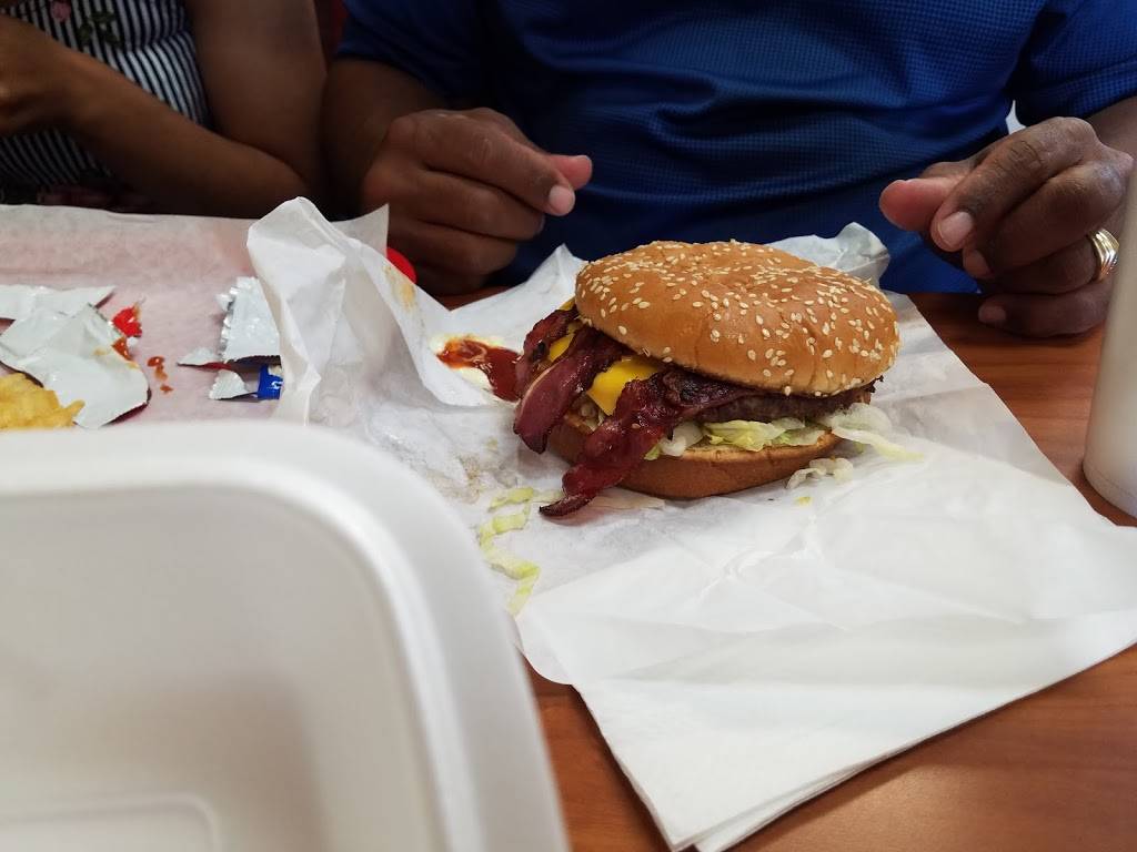 Frosty Queen | restaurant | 7800 Stockton Blvd, Sacramento, CA 95823, USA | 9166479172 OR +1 916-647-9172