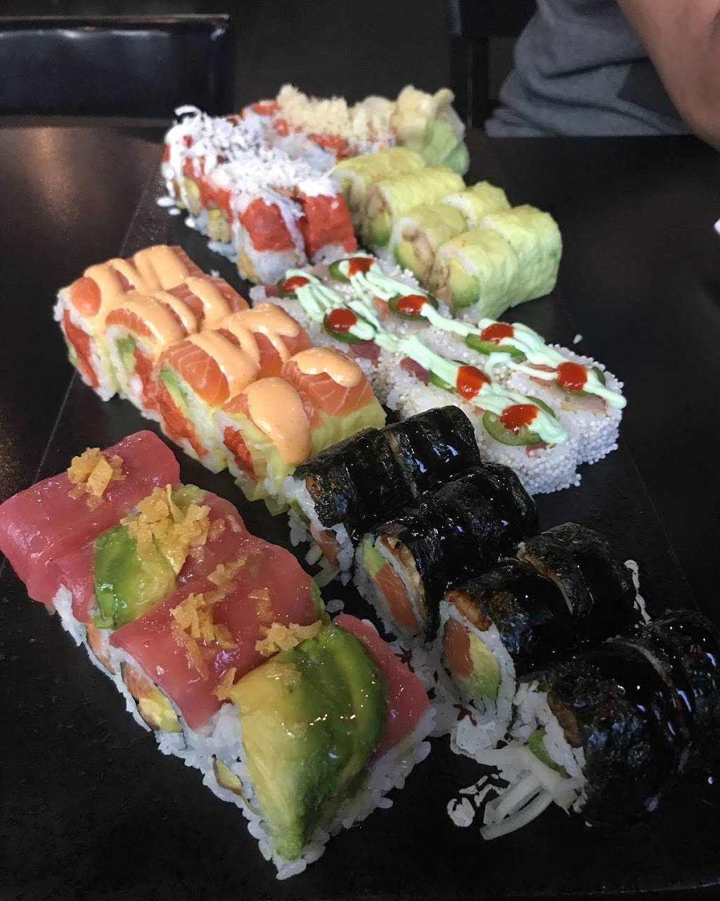 Sushi Lounge | restaurant | 235 US-46, Totowa, NJ 07512, USA | 9738900007 OR +1 973-890-0007