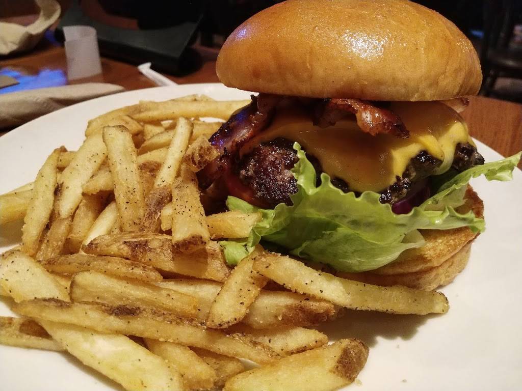 Applebees Grill + Bar | restaurant | 1665 Sunset Dr, Grenada, MS 38901, USA | 6622266222 OR +1 662-226-6222