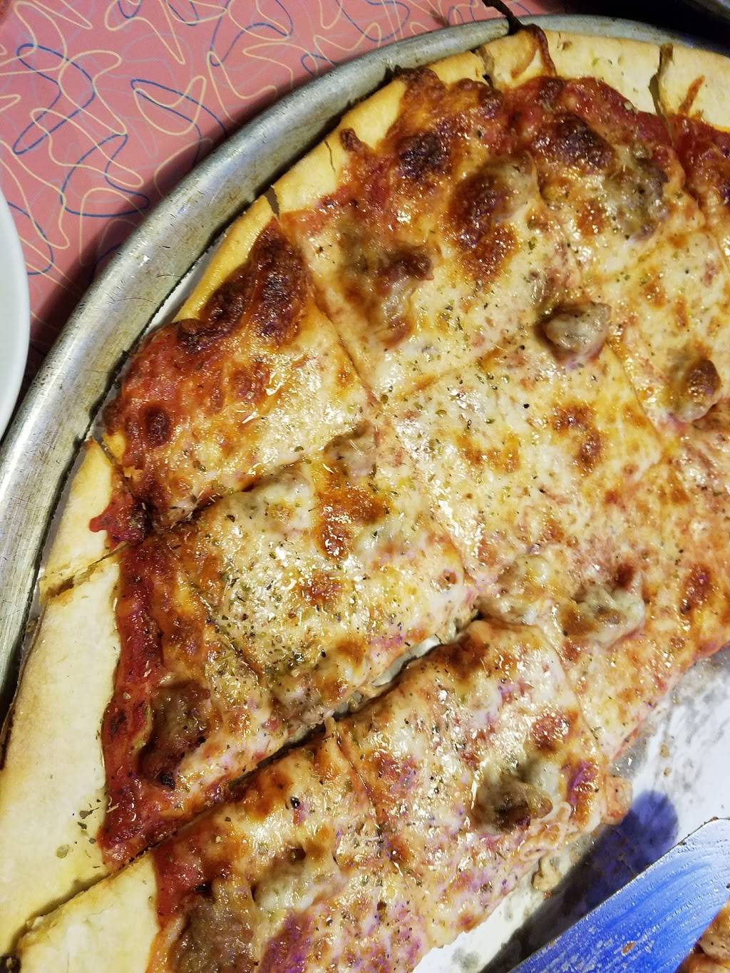 Time Out Sports Bar, Pizzeria & Grill | restaurant | 6025 South La Grange Road, Countryside, IL 60525, USA | 7084823222 OR +1 708-482-3222