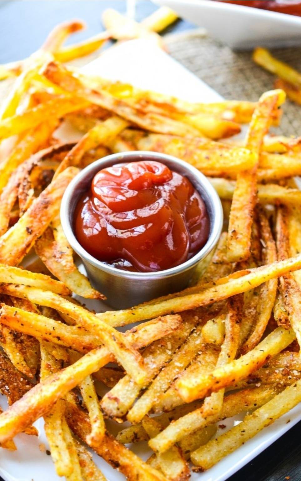 Eado food and drink | restaurant | 2101 Walker St, Houston, TX 77003, USA | 8324263333 OR +1 832-426-3333