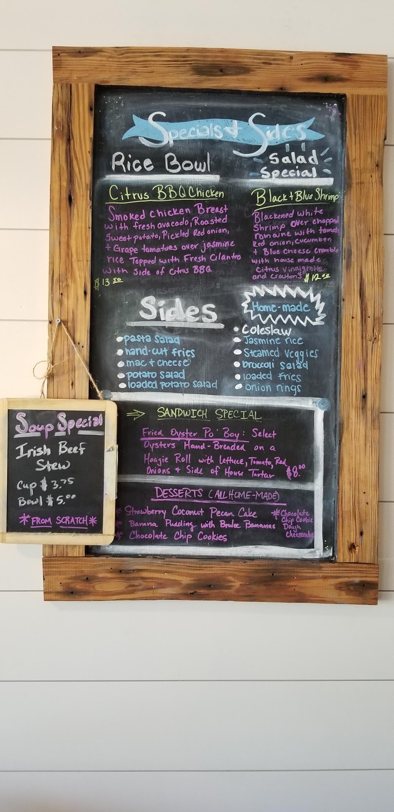 Q’s Chicken Schack | restaurant | 40 Sea Island Pkwy, Beaufort, SC 29907, USA | 8433797757 OR +1 843-379-7757