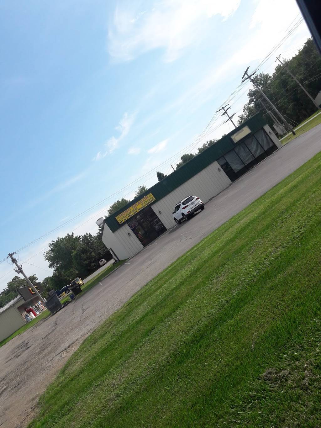 Hong Dragon | restaurant | 1014 S Adams St, Versailles, IN 47042, USA | 8126893088 OR +1 812-689-3088