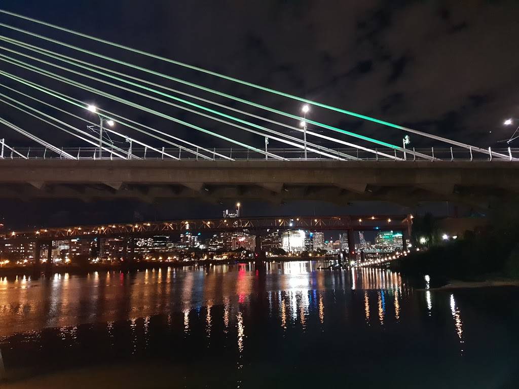 Portland Spirit at Caruthers Landing | restaurant | 110 SE Caruthers St, Portland, OR 97214, USA | 5032243900 OR +1 503-224-3900