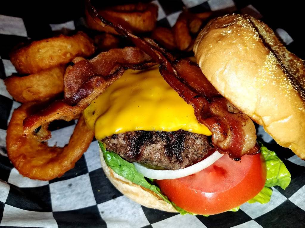 The Bunganut Pig Bar & Restaurant | restaurant | 1143 Columbia Ave, Franklin, TN 37064, USA | 6157944777 OR +1 615-794-4777