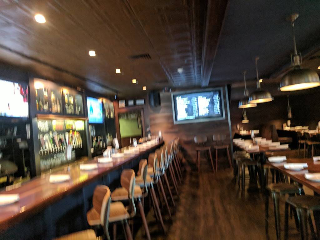 Wood-n-Tap | restaurant | 12 Town Line Rd, Rocky Hill, CT 06067, USA | 8605719444 OR +1 860-571-9444