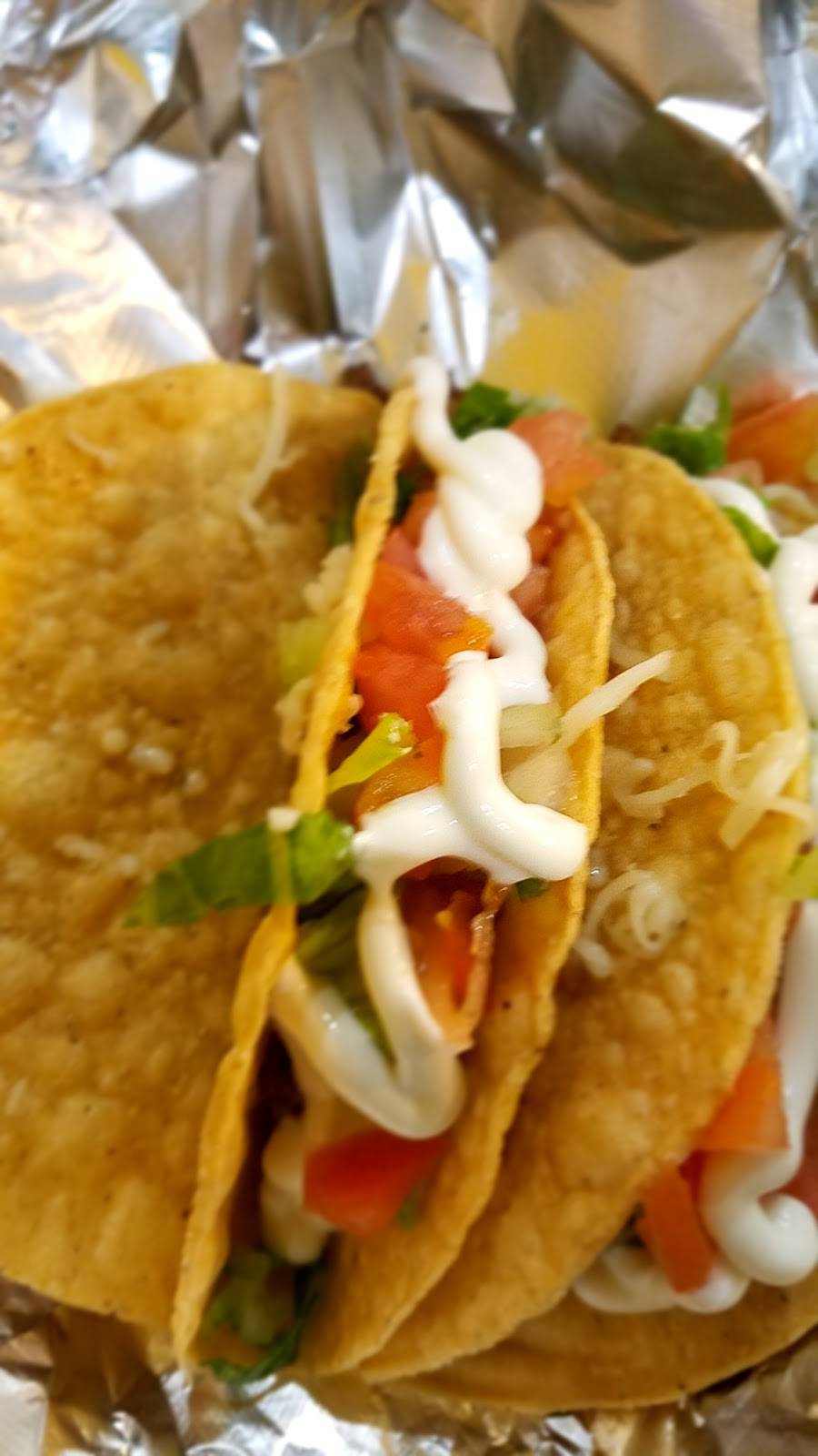 Mucha Lucha Taco Shop | restaurant | 1530 S Val Vista Dr, Gilbert, AZ 85296, USA | 4808550777 OR +1 480-855-0777