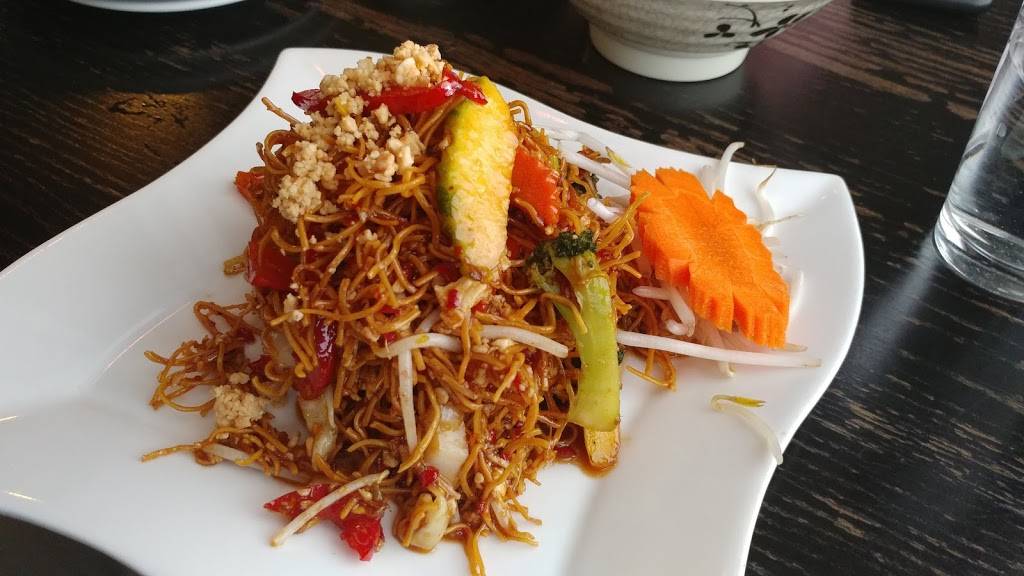 Green Papaya | restaurant | 2942 Wasson Rd, Cincinnati, OH 45209, USA | 5137310107 OR +1 513-731-0107