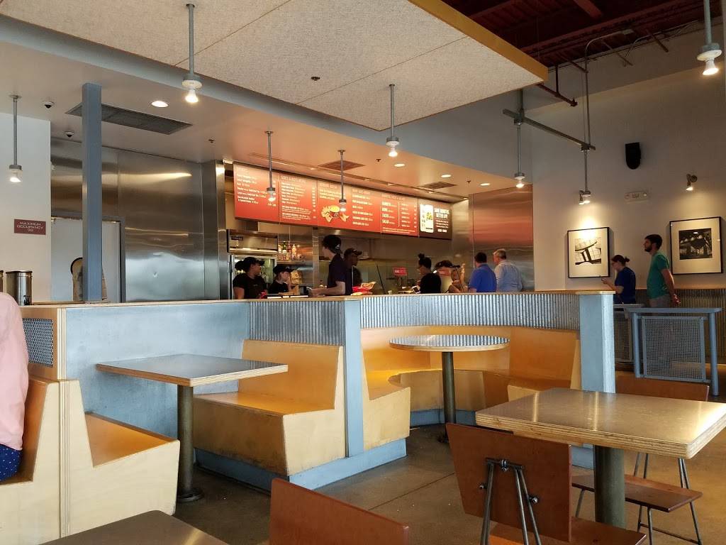 Chipotle Mexican Grill | restaurant | 11485 Olive Blvd, Creve Coeur, MO 63141, USA | 3149839358 OR +1 314-983-9358