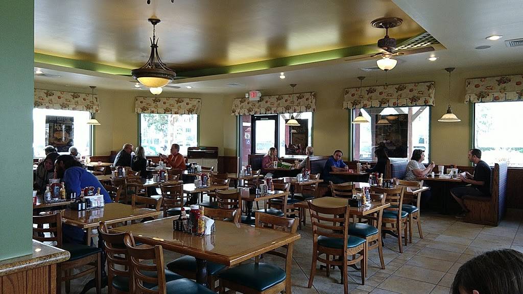 Farmer Boys | restaurant | 1625 E 6th St, Corona, CA 92879, USA | 9517373411 OR +1 951-737-3411