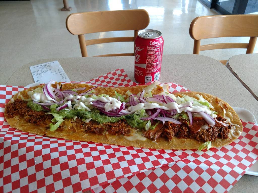 Machetes Big Quesadillas | restaurant | 4636 S Cicero Ave, Chicago, IL 60638, USA | 7733061923 OR +1 773-306-1923
