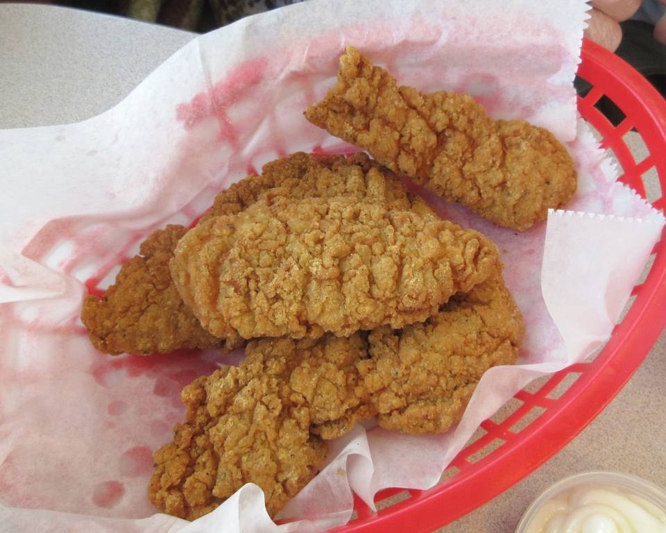 West of Edens | restaurant | 7240 Niles Center Rd, Skokie, IL 60077, USA | 8476751800 OR +1 847-675-1800