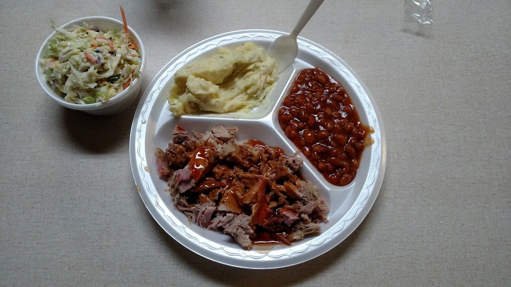 Graysons Barbeque | restaurant | 5849 US-71, Clarence, LA 71414, USA | 3183570166 OR +1 318-357-0166