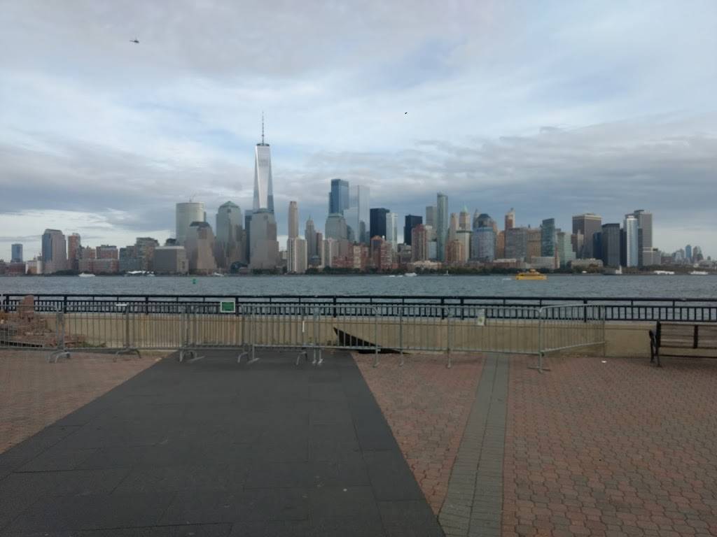 BLVD Bar and Grill | restaurant | 401 Boulevard, Elmwood Park, NJ 07407, USA | 2017033311 OR +1 201-703-3311