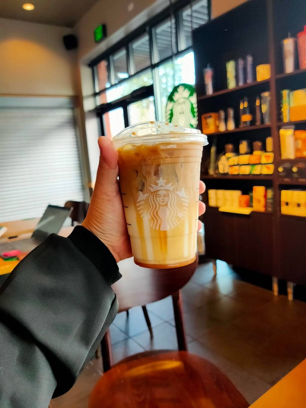 Starbucks | cafe | 30299 SW Boones Ferry Rd #102, Wilsonville, OR 97070, USA | 5035829741 OR +1 503-582-9741