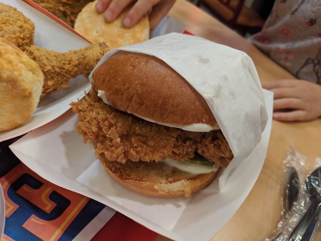 Popeyes Louisiana Kitchen | restaurant | 17318 Spring Cypress Rd, Cypress, TX 77429, USA | 2817581497 OR +1 281-758-1497