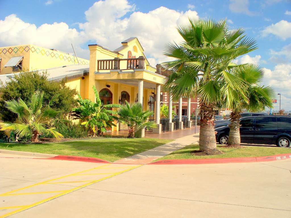 Betos Mexican Restaurant and Catering | restaurant | 2530 I-20 Frontage Rd, Grand Prairie, TX 75052, USA | 9726601289 OR +1 972-660-1289