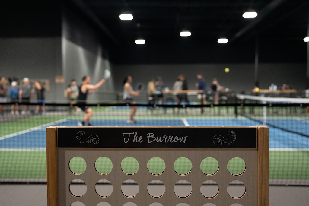 The Burrow Pickleball Club | restaurant | 7053 10th St N, Oakdale, MN 55128, USA | 6512041900 OR +1 651-204-1900