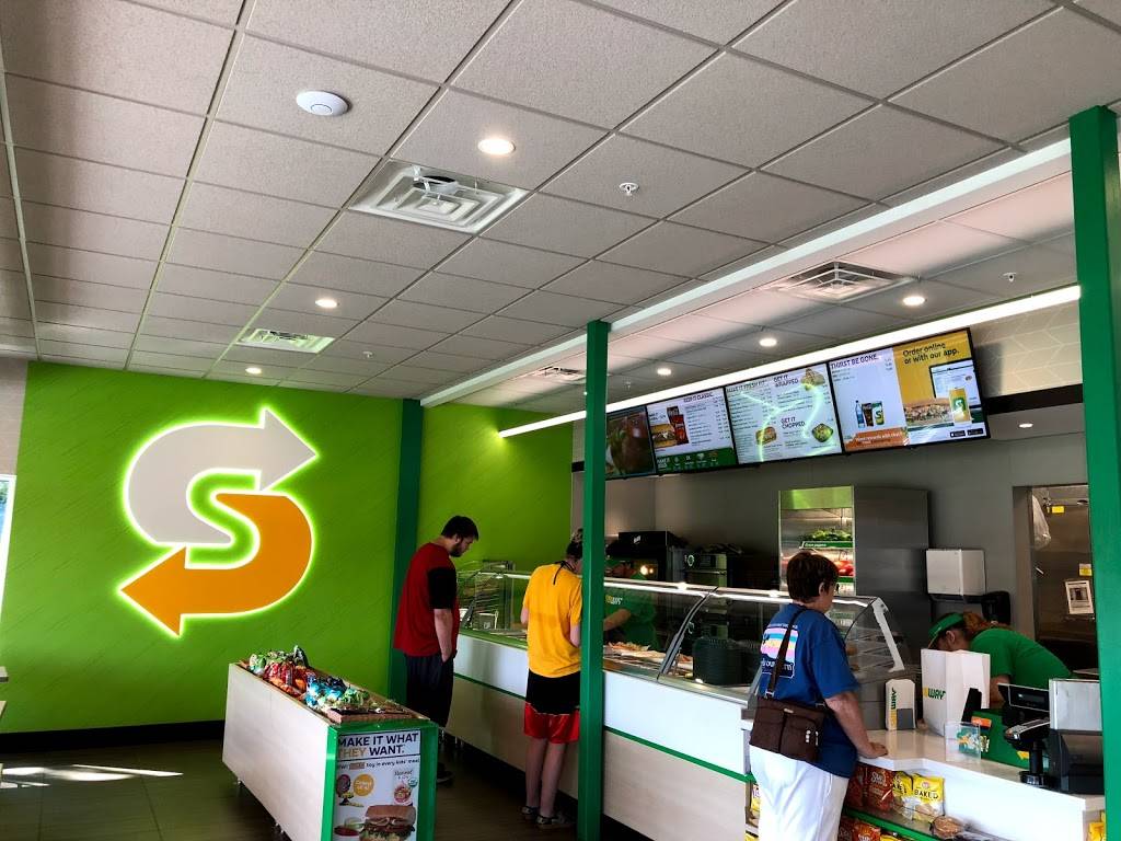 Subway Restaurants | restaurant | 915 Hwy 10 NE, Blaine, MN 55434, USA | 7637859111 OR +1 763-785-9111