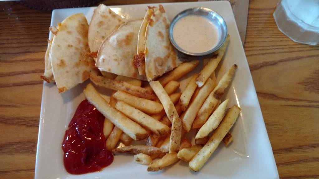 Chilis Grill & Bar | meal takeaway | 1323 S Reed Rd, Kokomo, IN 46902, USA | 7654571485 OR +1 765-457-1485