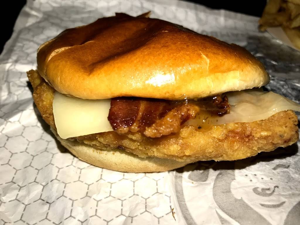 Wendys | restaurant | 6501 Market Ave N, Canton, OH 44721, USA | 3302449193 OR +1 330-244-9193