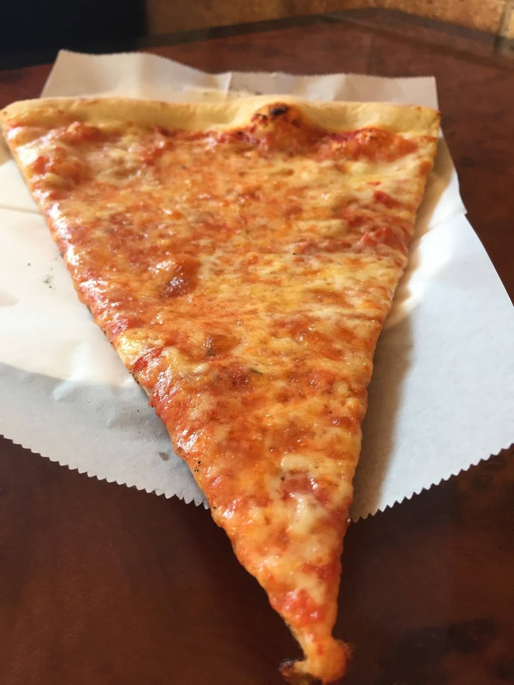 Sorrento Pizzeria | restaurant | 2004 Williamsbridge Rd, Bronx, NY 10461, USA | 7188287810 OR +1 718-828-7810