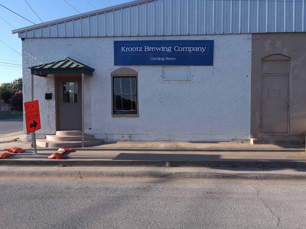 Krootz Brewing Company | restaurant | 315 W Elm St, Gainesville, TX 76240, USA | 9406680307 OR +1 940-668-0307