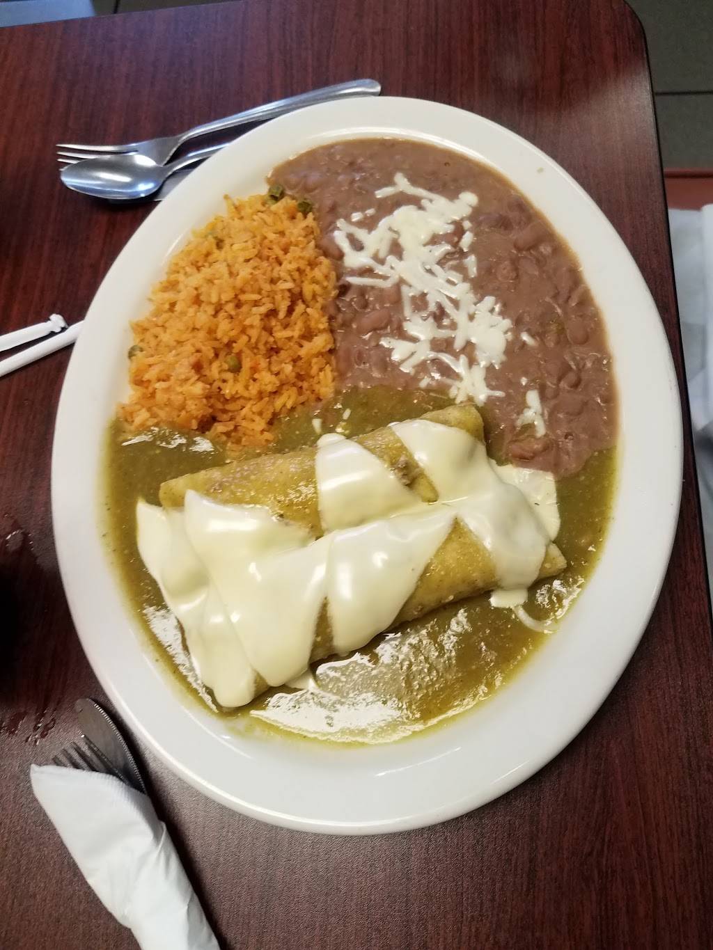 Las Lomas Restaurant | restaurant | 15677 Roxford St, Sylmar, CA 91342, USA | 8183672311 OR +1 818-367-2311