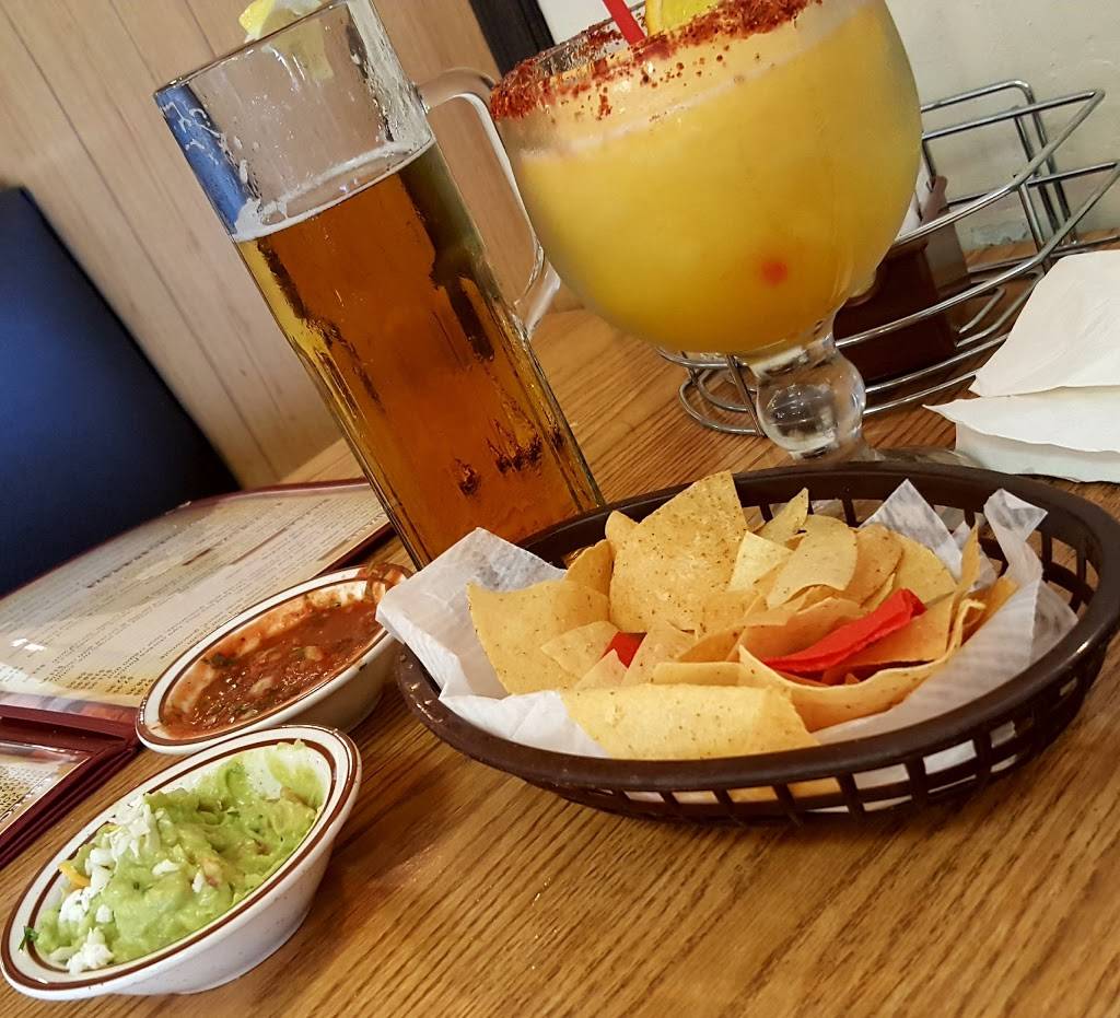 Don Pepes Bar & Grill | restaurant | 301 E Lerdo Hwy, Shafter, CA 93263, USA | 6617466183 OR +1 661-746-6183