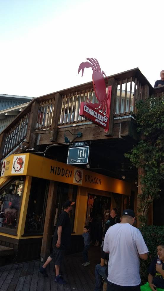 Crabcakes & Sweets | restaurant | Beach St, San Francisco, CA 94133, USA | 4152633526 OR +1 415-263-3526