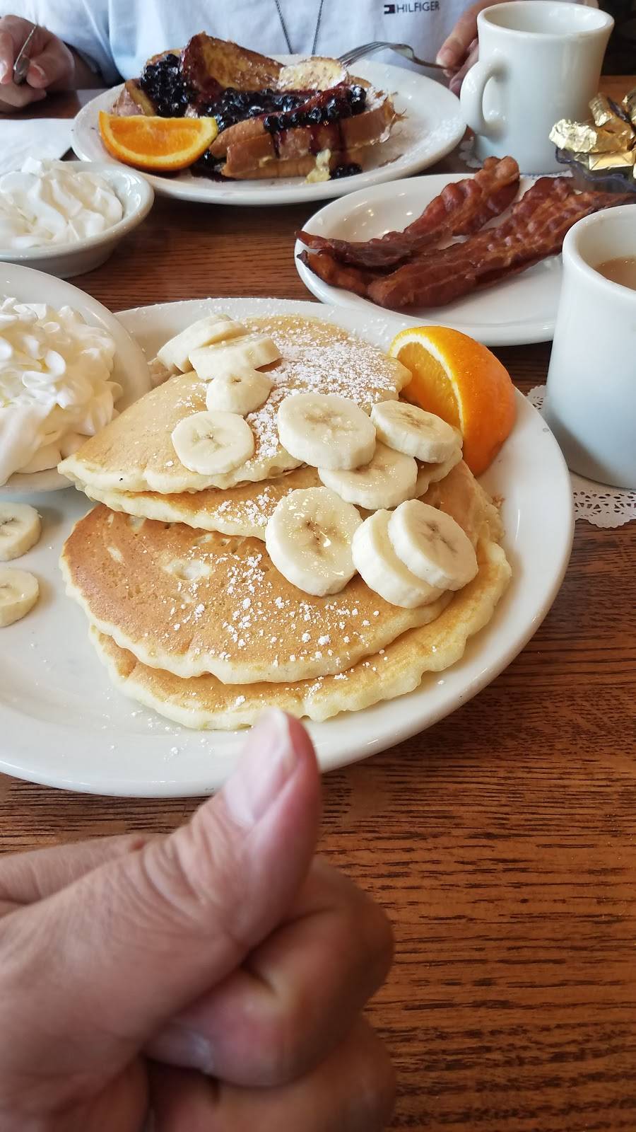 Blueberry Hill Breakfast Cafe | restaurant | 49 South La Grange Road, La Grange, IL 60525, USA | 7083524900 OR +1 708-352-4900