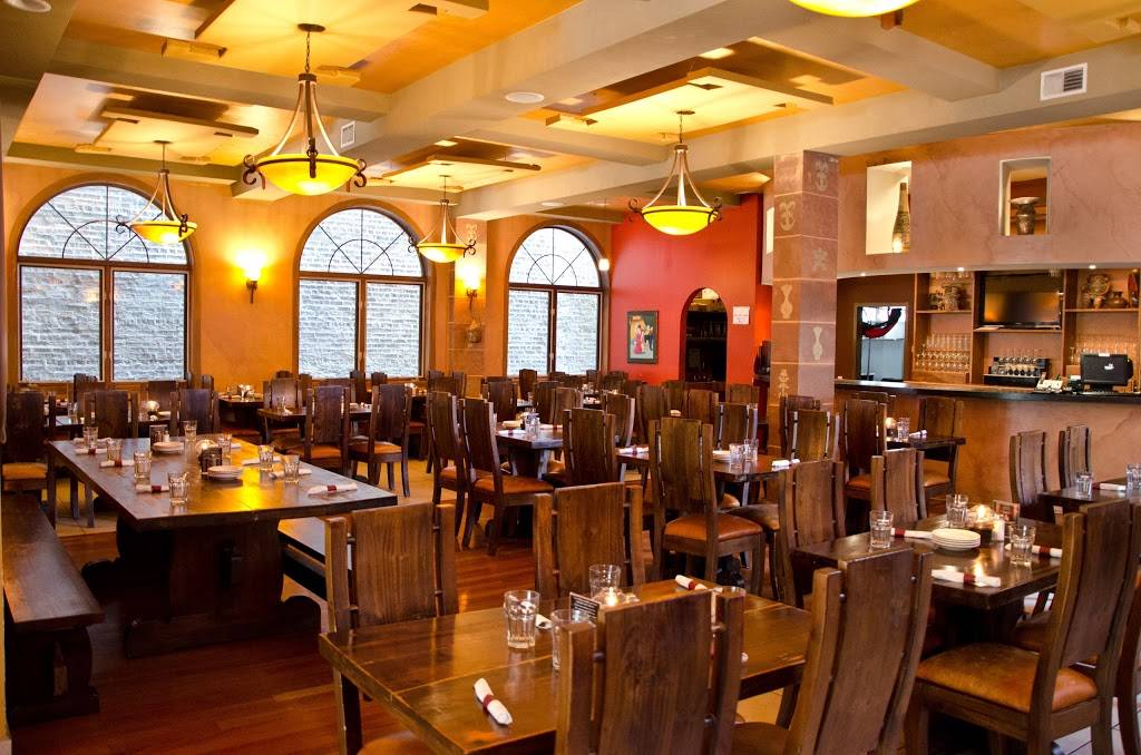 Las Tablas | restaurant | 2942 N Lincoln Ave, Chicago, IL 60657, USA | 7738712414 OR +1 773-871-2414