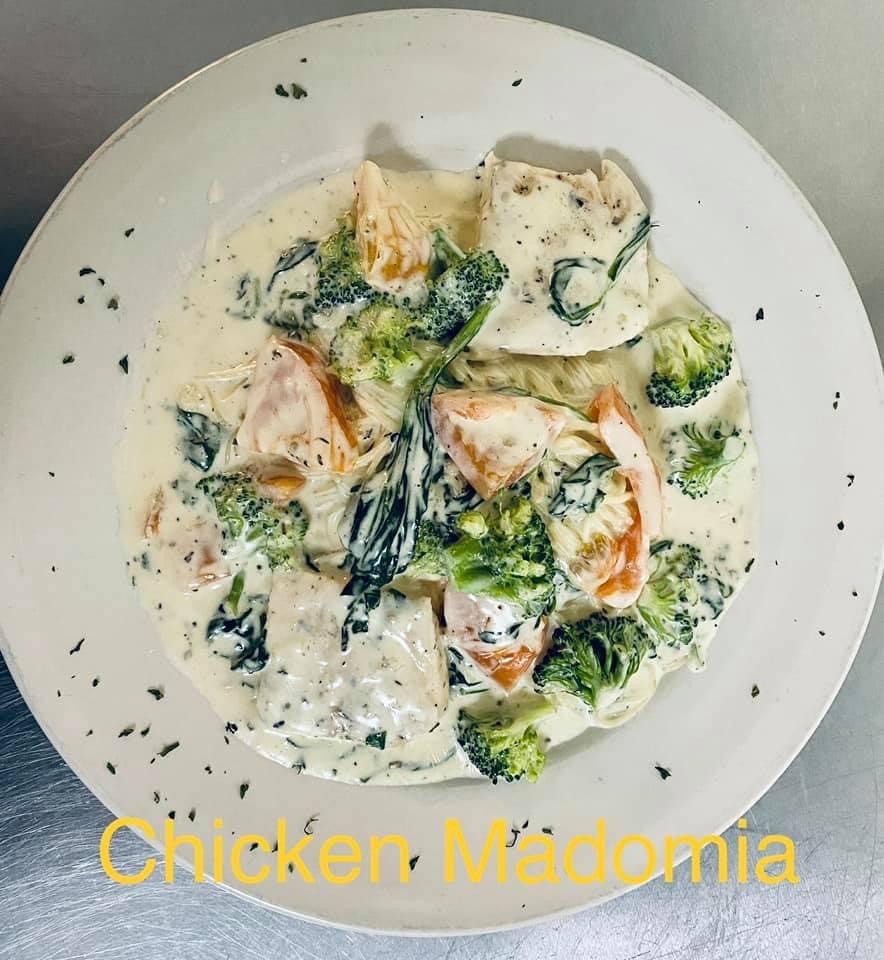 Joes Italian Restaurant & Pizza | restaurant | 1608 E Main St Suite 123, Madisonville, TX 77864, USA | 9362415006 OR +1 936-241-5006