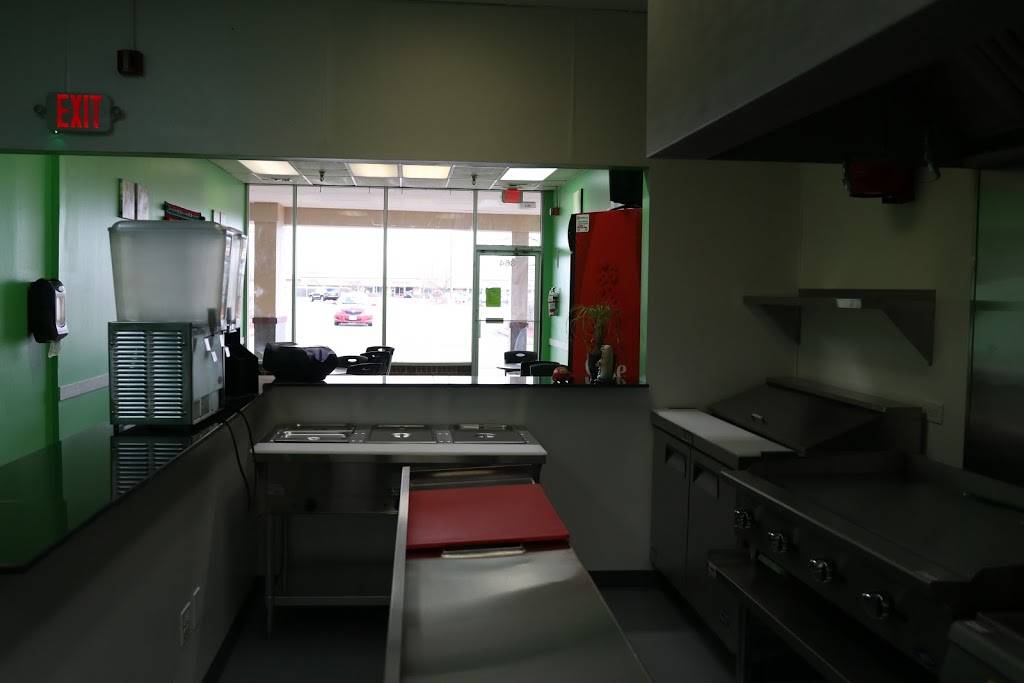 Juan y Yo Taco Grill | restaurant | 364 Georgetown Square, Wood Dale, IL 60191, USA | 6309562462 OR +1 630-956-2462