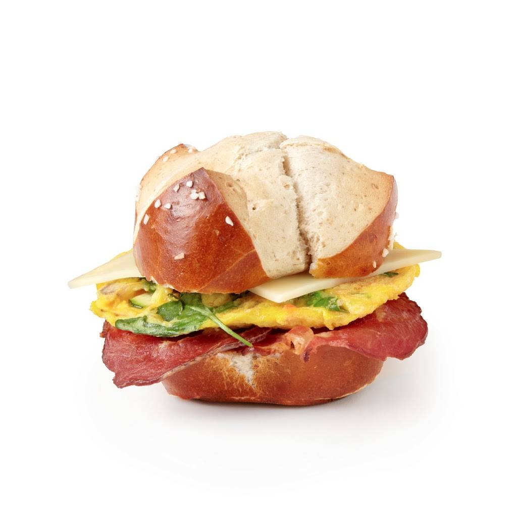 Hannahs Bretzel | meal takeaway | 233 N Michigan Ave, Chicago, IL 60601, USA | 3126211111 OR +1 312-621-1111