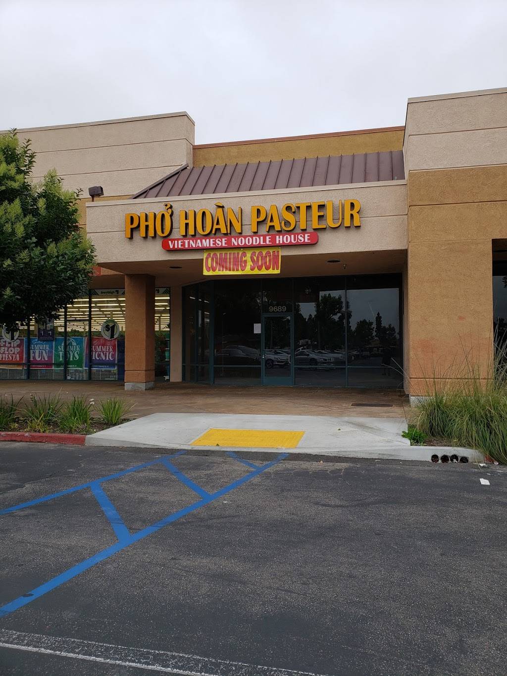 Pho Hoan Pasteur | restaurant | 9689 Chapman Ave, Garden Grove, CA 92841, USA | 7145915094 OR +1 714-591-5094