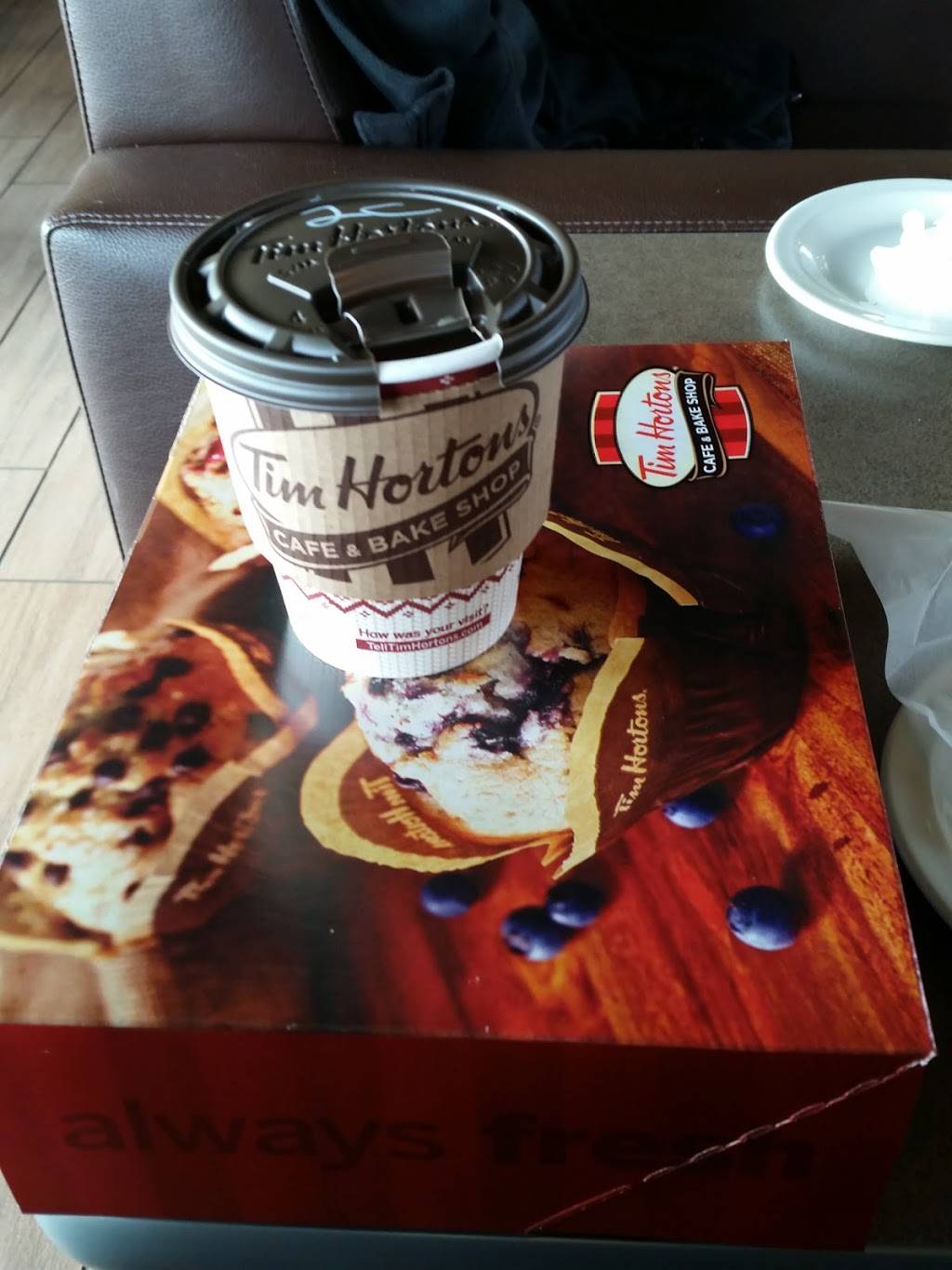 Tim Hortons | restaurant | 31300 Five Mile Rd, Livonia, MI 48154, USA | 7344218100 OR +1 734-421-8100