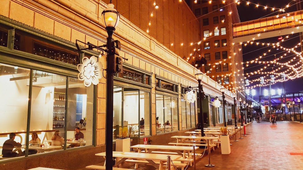 Frita Batidos Detroit | restaurant | 66 W Columbia St, Detroit, MI 48201, USA | 3137254100 OR +1 313-725-4100