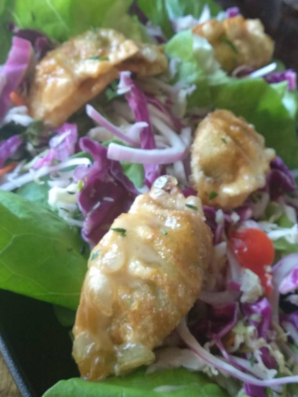 Crust & Crate Fast Fired Pizza Pub | restaurant | 2018 Ogilvie Rd, Gloucester, ON K1J 7N9, Canada | 6136566567 OR +1 613-656-6567