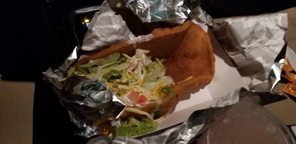 Long John Silvers | restaurant | 826 S B.B. King Blvd, Memphis, TN 38106, USA | 9019485008 OR +1 901-948-5008