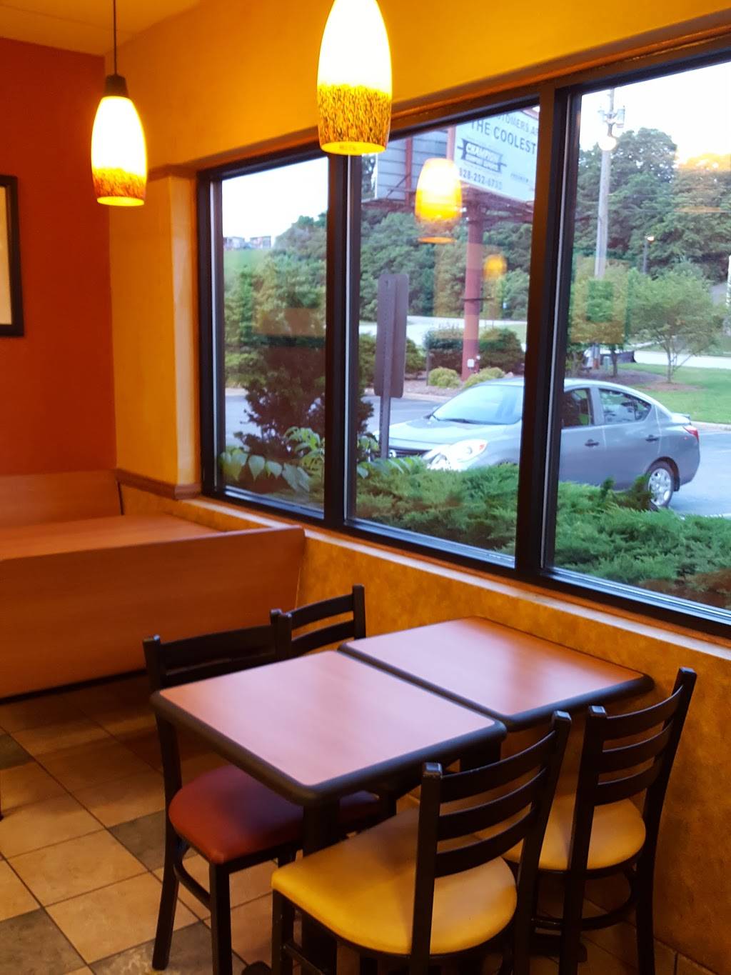 Subway | restaurant | 856-A Sweeten Creek Rd, Asheville, NC 28803, USA | 8282748338 OR +1 828-274-8338