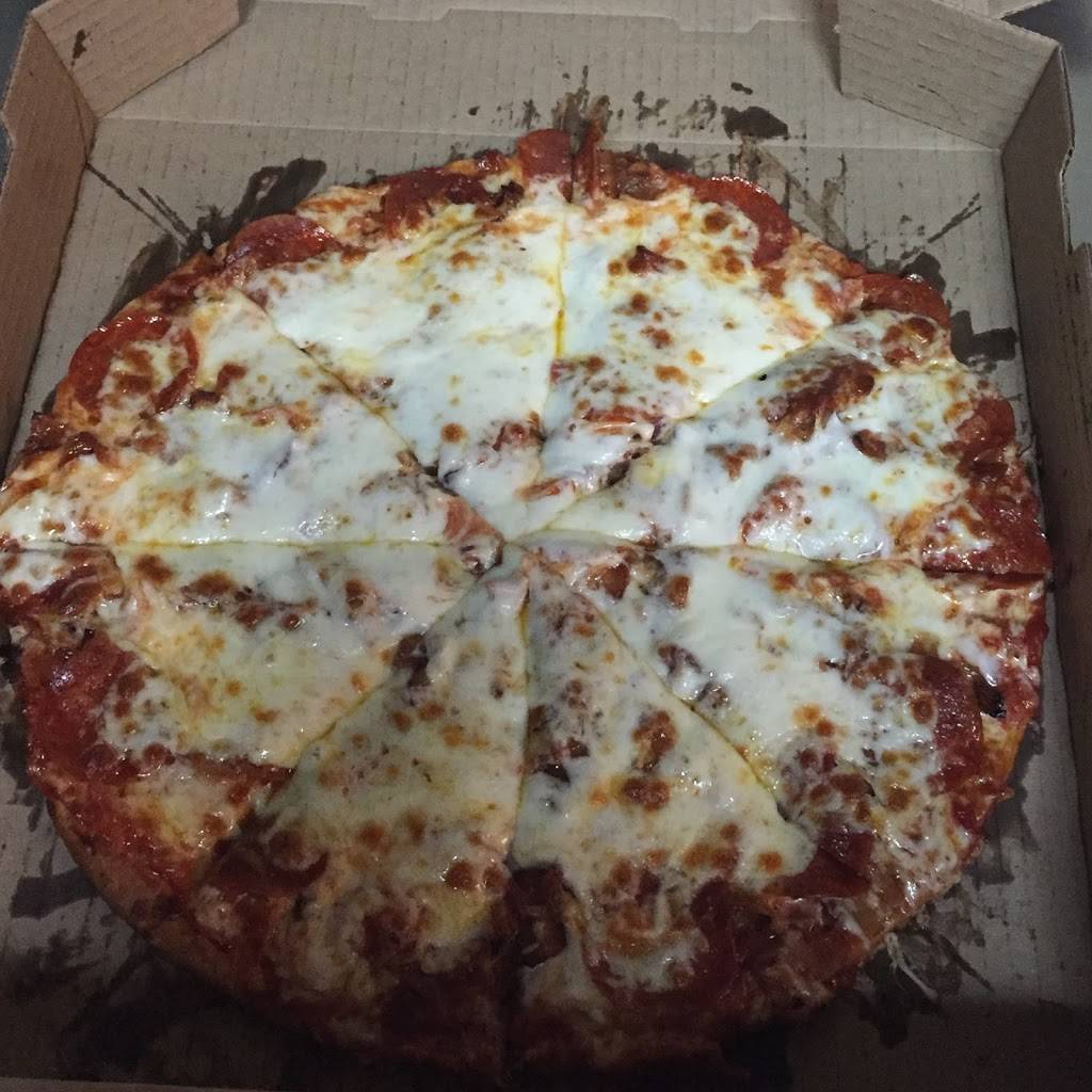 Barnhill’s Westside Deli | restaurant | 204 N Cedar St, Mason, MI 48854, USA | 5176769191 OR +1 517-676-9191