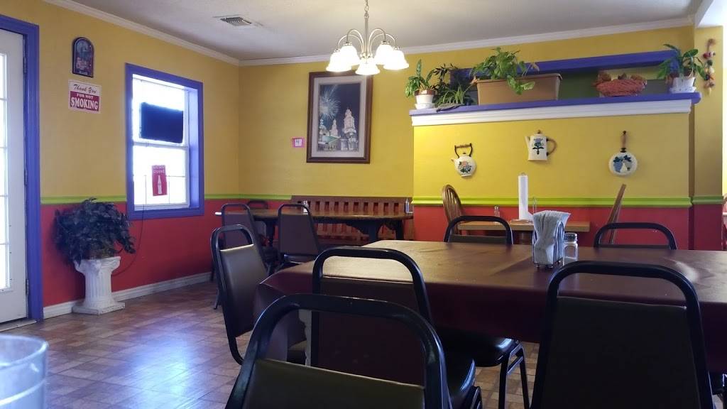 Lalas Mexican Food | restaurant | 1649 Farm to Market 1001, Mt Pleasant, TX 75455, USA | 9035750229 OR +1 903-575-0229