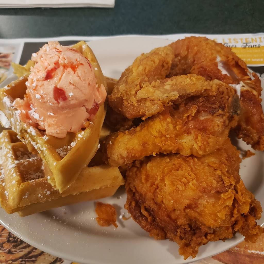 Metro Diner | cafe | 7954 N Wickham Rd Suite 101, Melbourne, FL 32940, USA | 3212476414 OR +1 321-247-6414