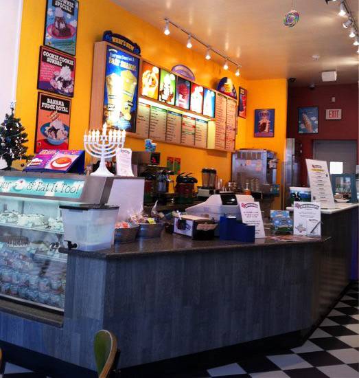 Ben & Jerrys | bakery | 46 E Palisade Ave, Englewood, NJ 07631, USA | 2015693322 OR +1 201-569-3322