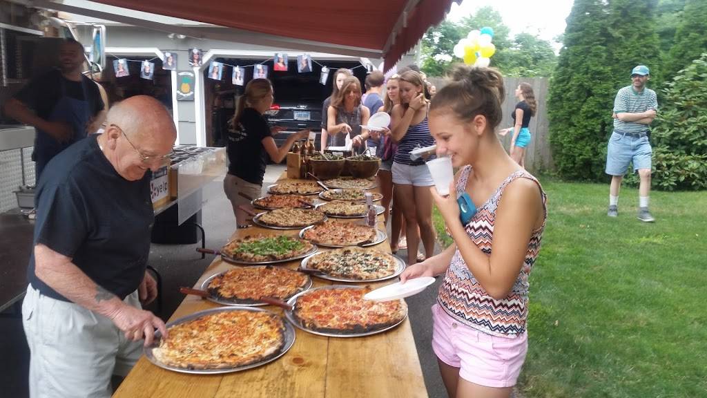 Old World Pizza Truck | restaurant | 163 Foster St, New Haven, CT 06511, USA | 8773180336 OR +1 877-318-0336