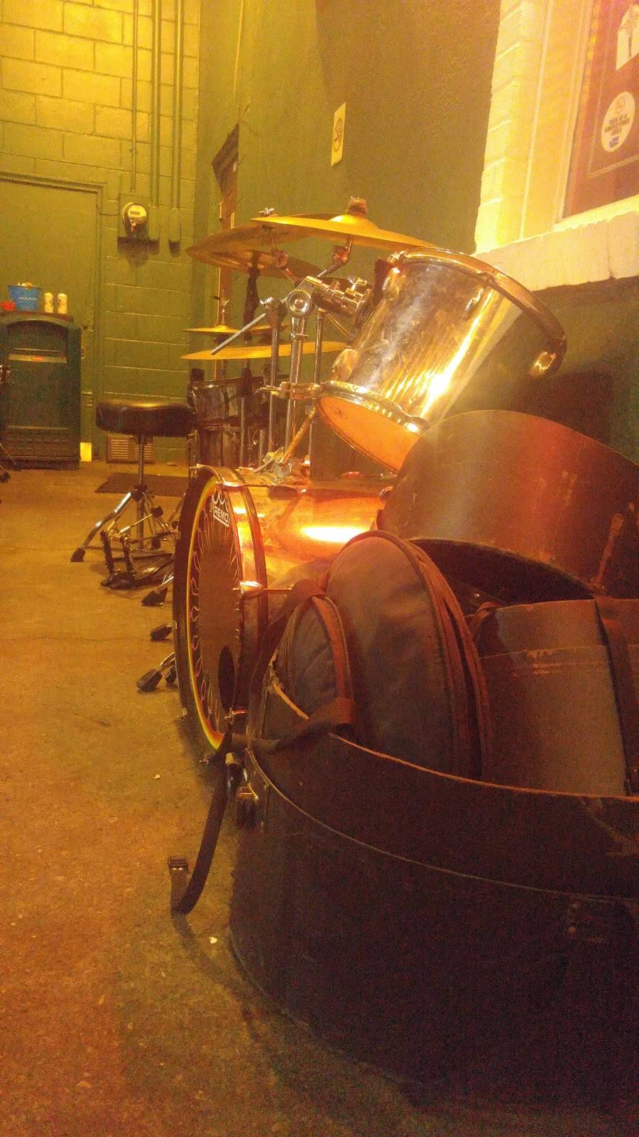 Shanahans Pub & Grill | restaurant | 209 W McLoughlin Blvd, Vancouver, WA 98660, USA | 3607351440 OR +1 360-735-1440