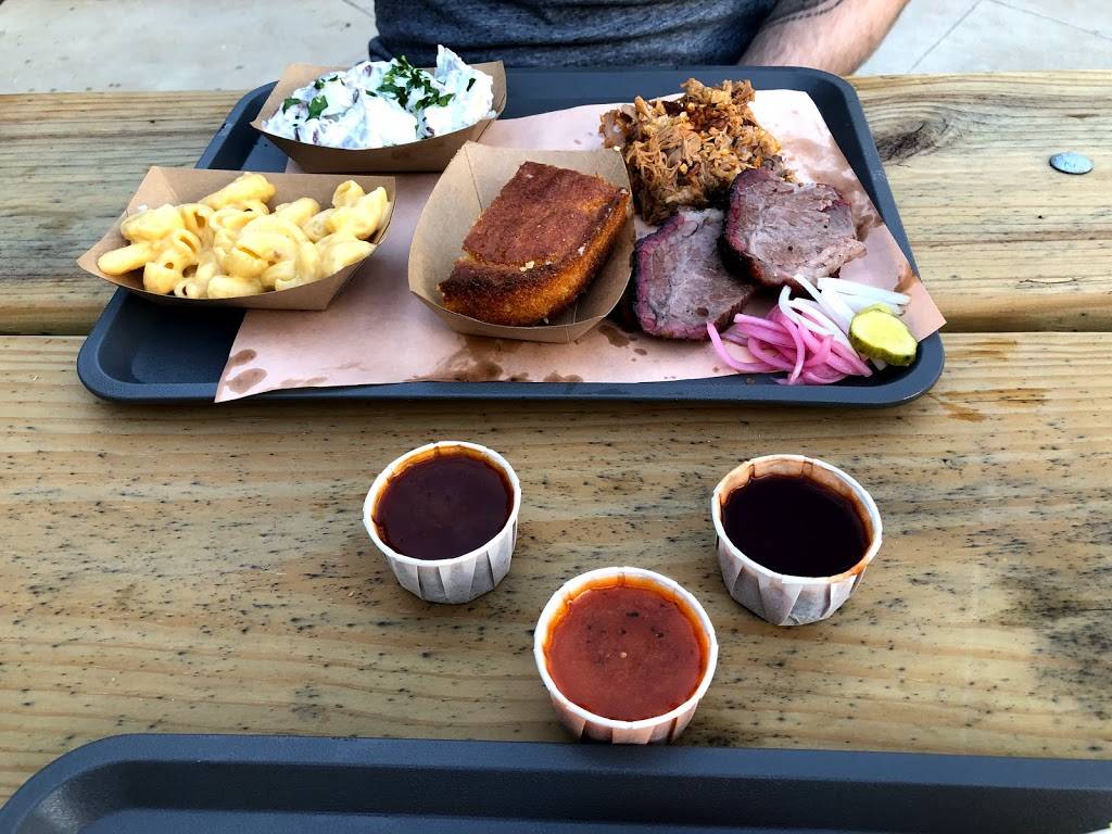 Wood’s Chapel BBQ | restaurant | 85 Georgia Ave SE, Atlanta, GA 30312, USA | 4045223000 OR +1 404-522-3000